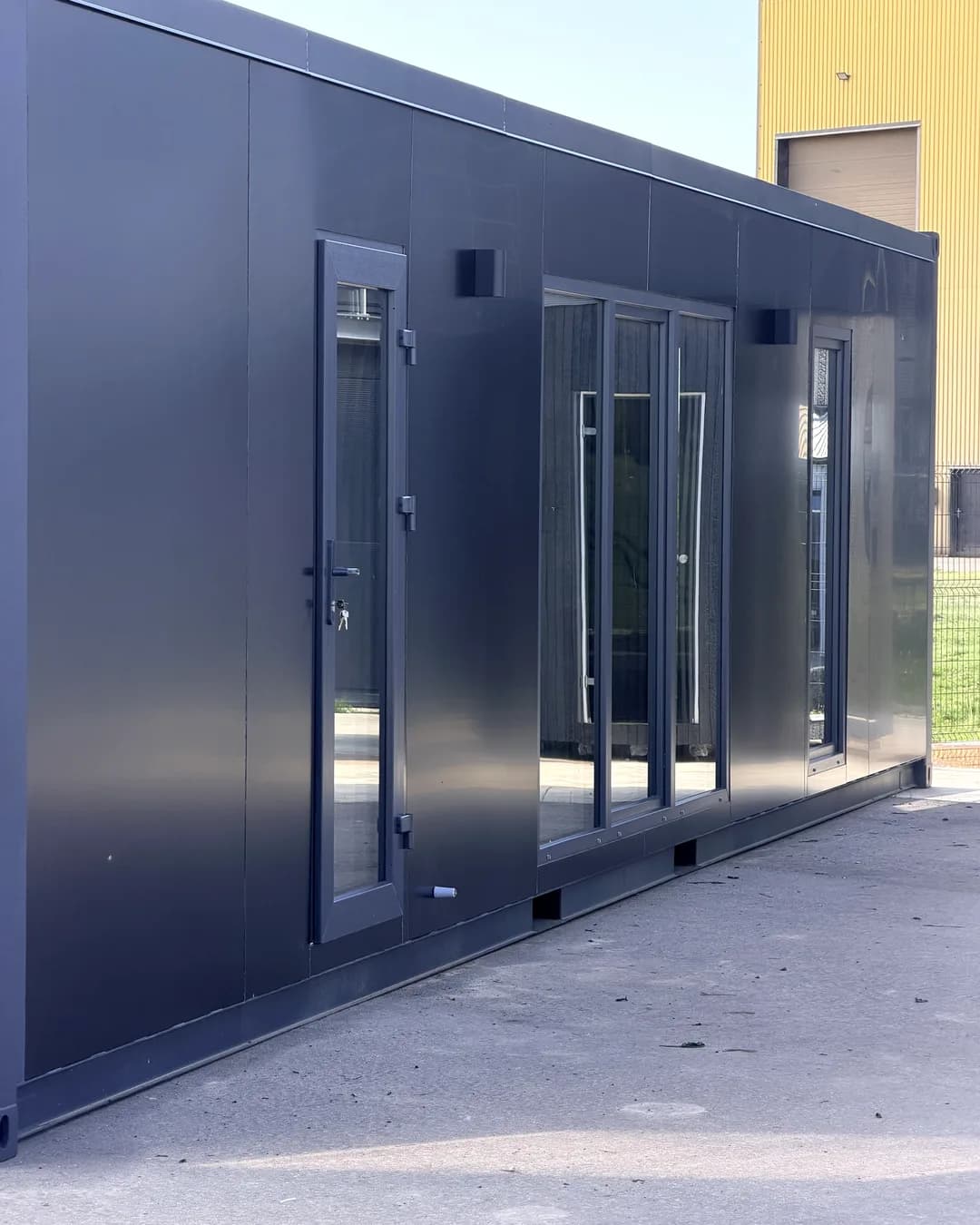 MARA MODULE HOME compact modular living space with kitchen and panoramic glazing